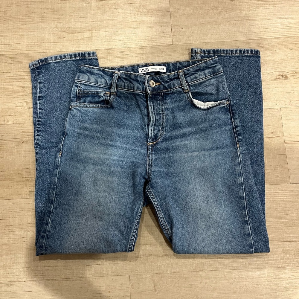 Zara Straight Jeans